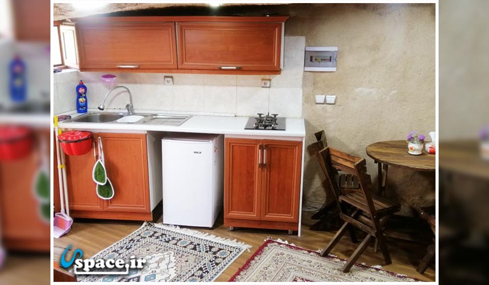 آشپزخانه سوئیت اقامتگاه سهند 2 - اسکو - روستای کندوان